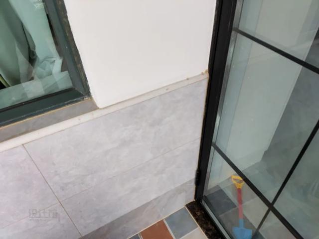 阳台墙砖掉了咋办(阳台墙砖掉了怎么办) 阳台墙砖掉了咋办(阳台墙砖掉了怎么办)